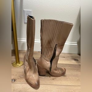 Freebird knife boots